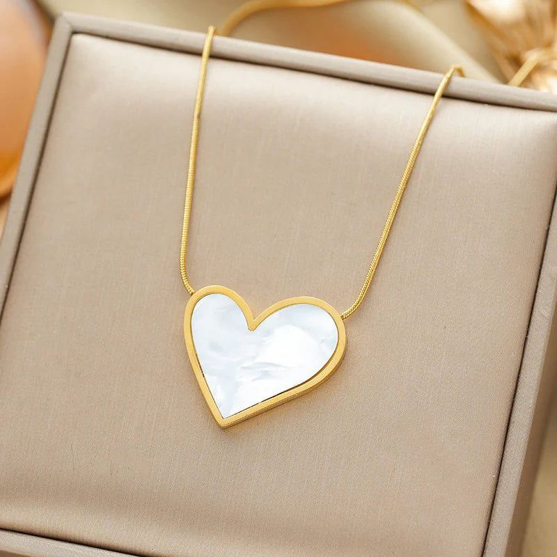 Gold-Plated anti Tarnish Heart Themed MOP Pendant