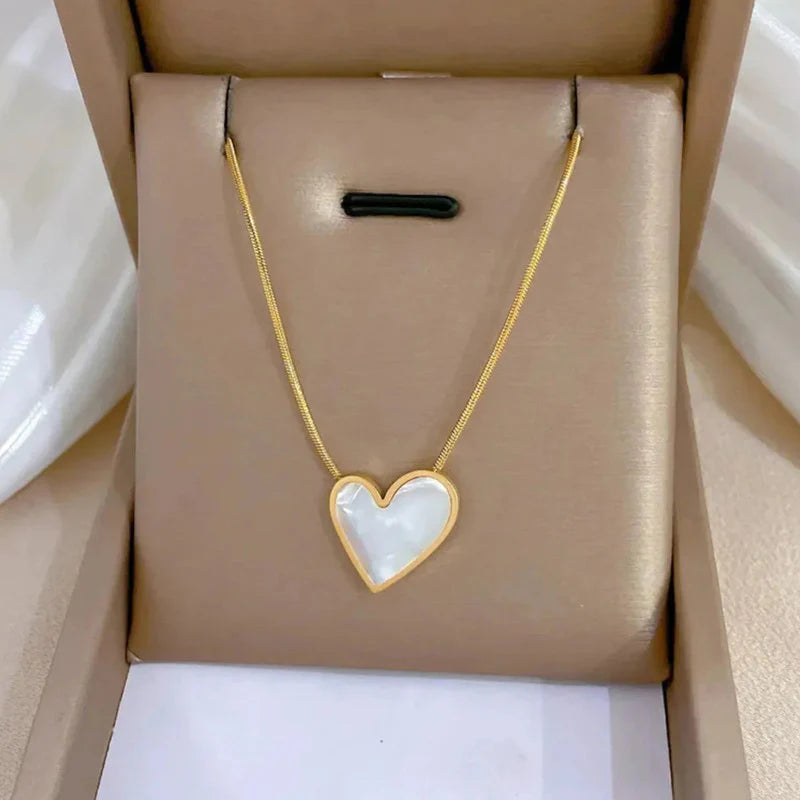Gold-Plated anti Tarnish Heart Themed MOP Pendant