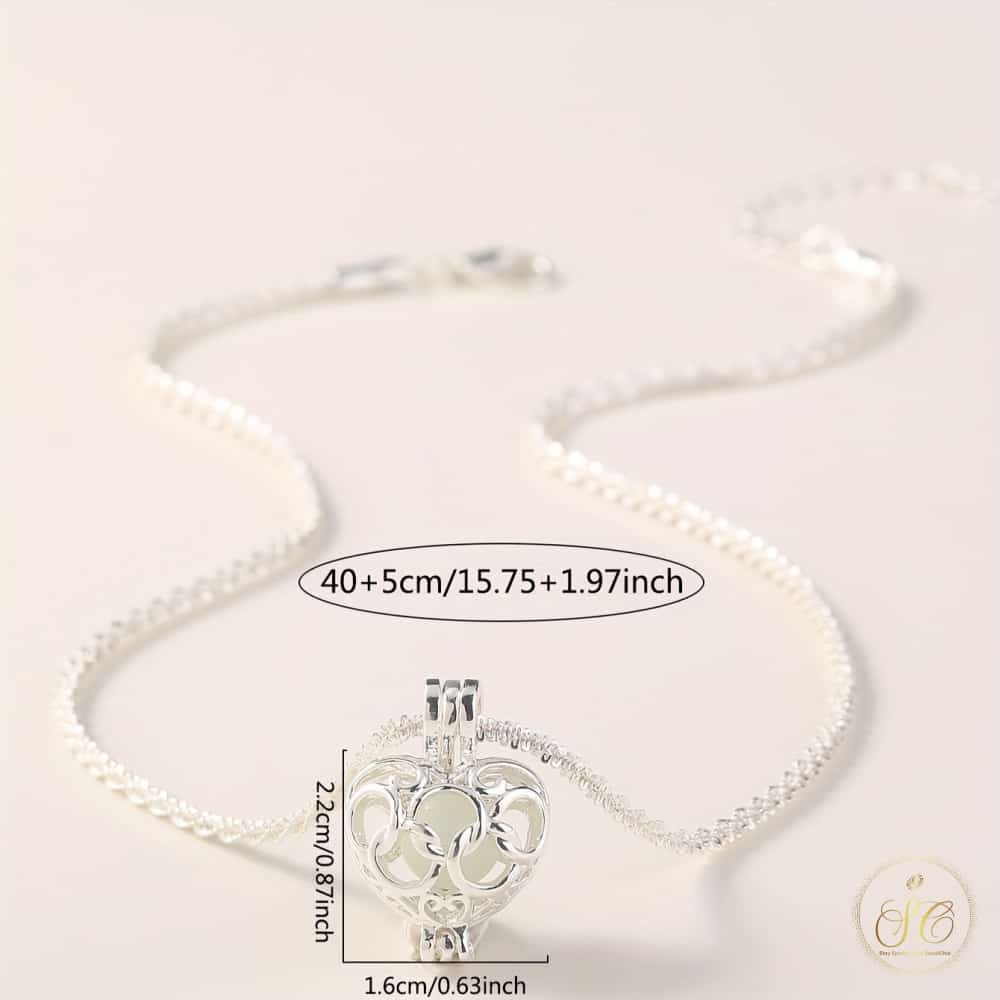 Chic Elegant Heart Shaped Luminous Silver Pendant Necklace - SeoulChic.store