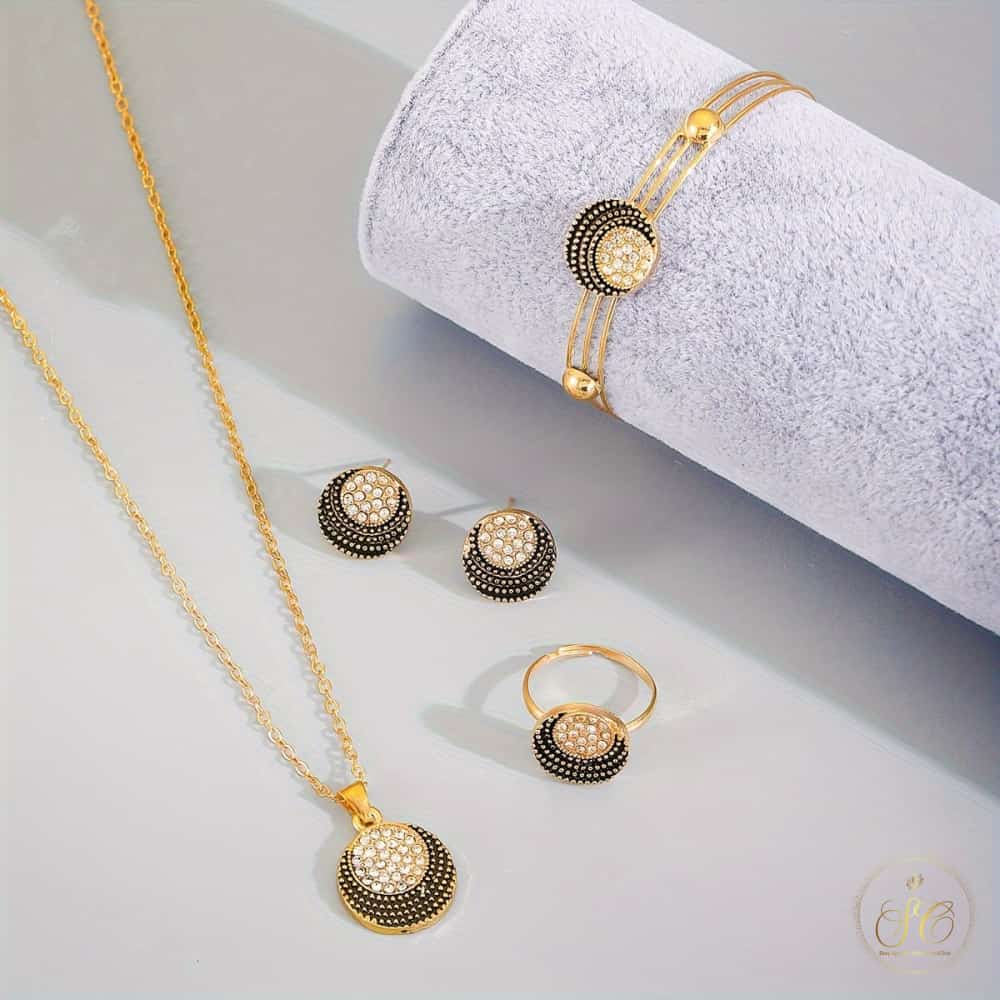 Classic Vintage Elegant Zinc Alloy Jewelry Set - SeoulChic.store