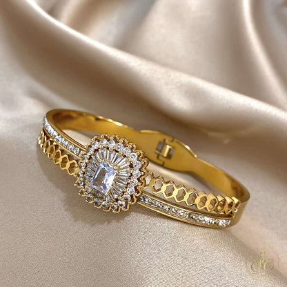 Timeless Vintage Stainless Steel Sparkling Rhinestone Small Square Bracelet - SeoulChic.store